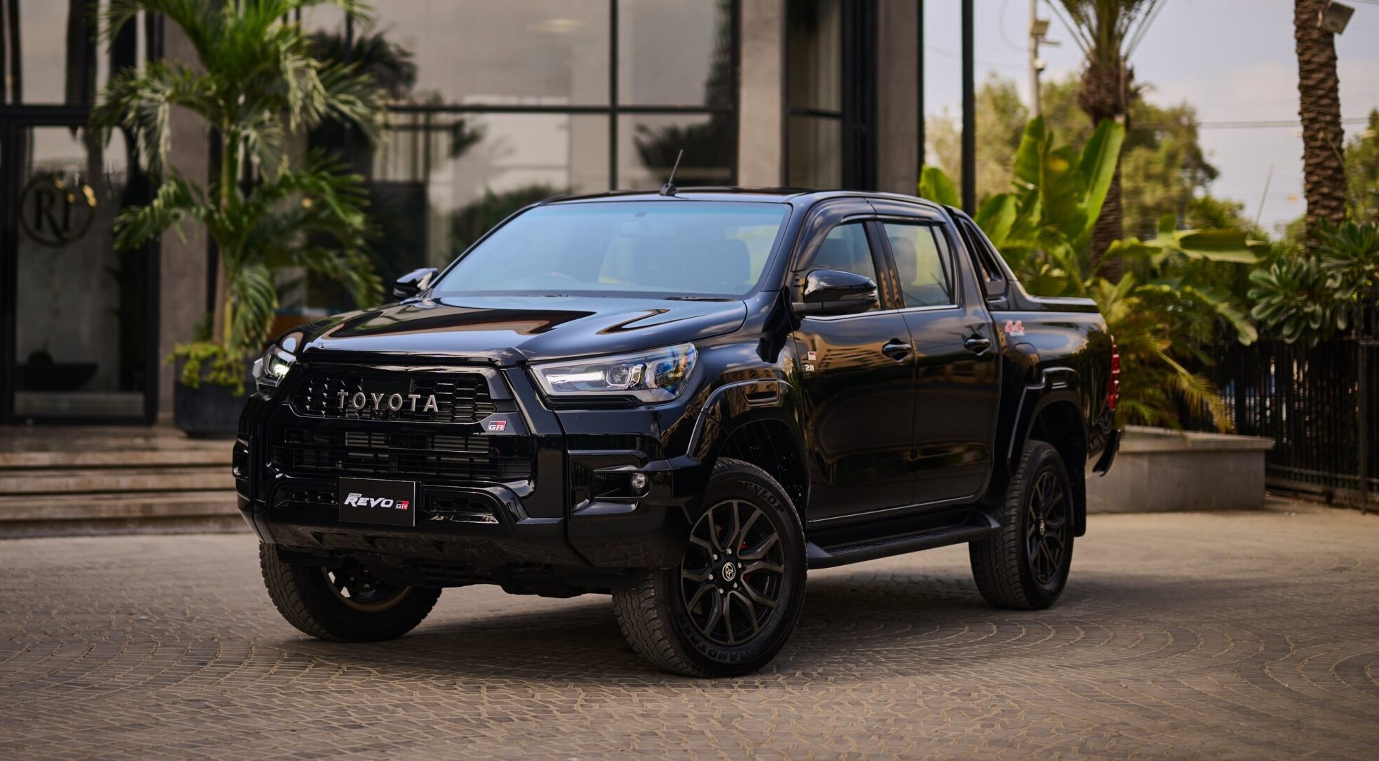 Toyota Revo GR-S